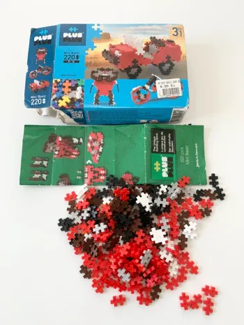 Boîte Plus plus Box basic 3 en 1 - 220 pièces