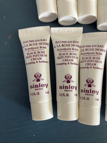 Sisley baume en eau à la rose noire