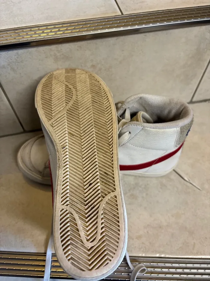 Baskets Nike 38,5 - photo numéro 5