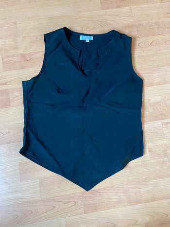 T-shirt etam 42  noir original avec le bas pointu
