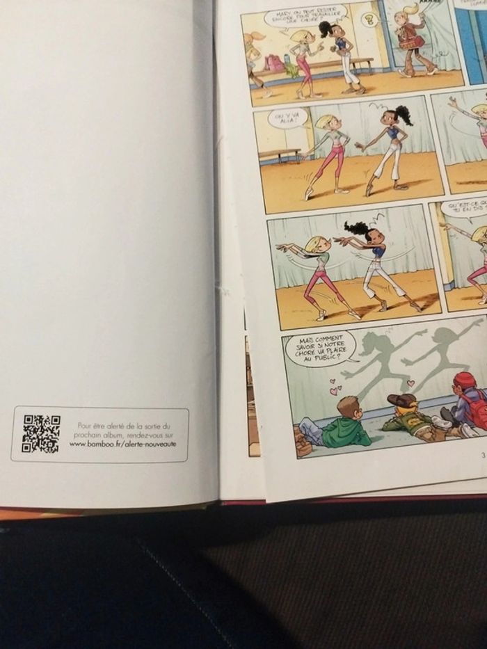 Lot bd studio danse - photo numéro 4