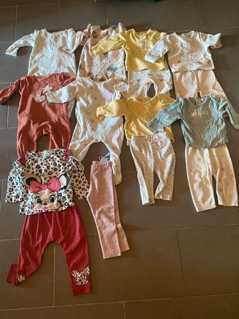 Pyjamas 18  mois fille lot