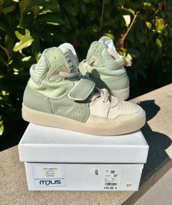 Baskets Mjus 37