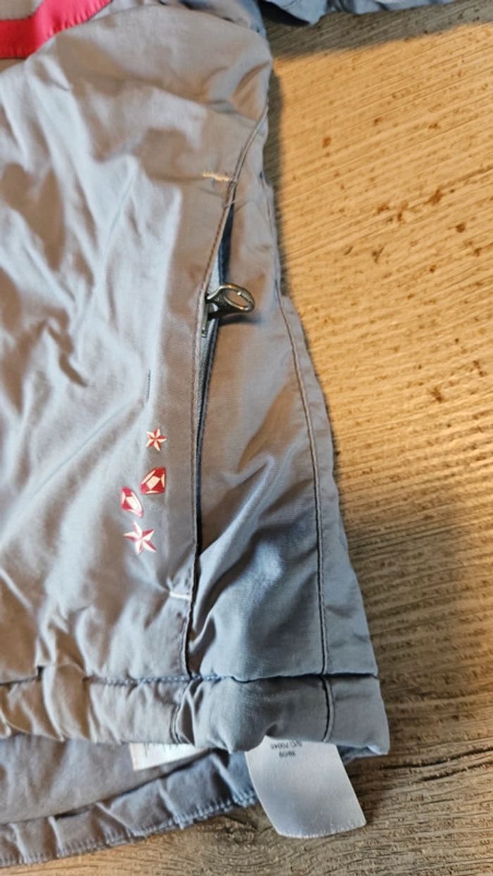 Veste de ski pour fille grise bleu avec du fushia, blanc, capuche, Wed'ze, taille 6 ans - photo numéro 5
