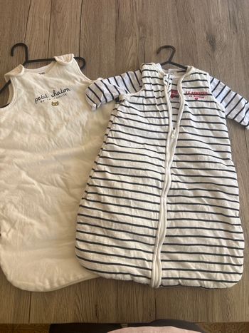 Lots 2 gigoteuse bébé 0-6 mois parfait état 