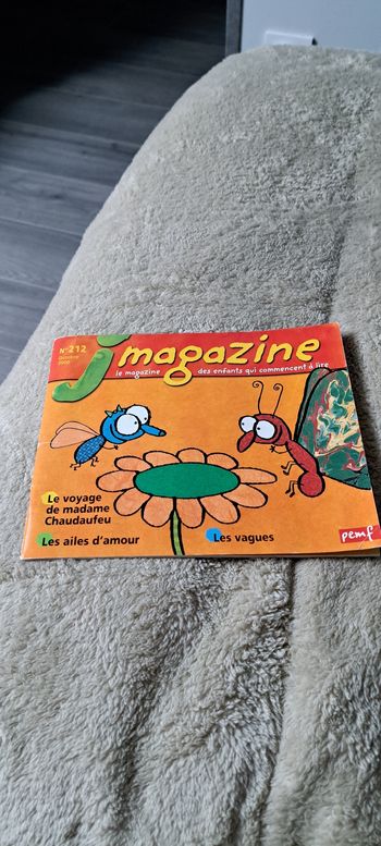 Livre le magazine des enfants qui commence à lire