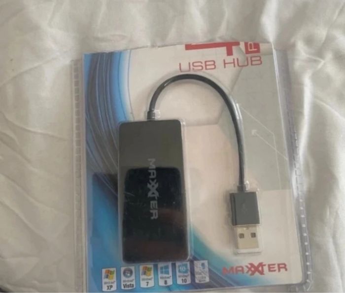 Lot de deux 4 port USB HUB - photo numéro 2
