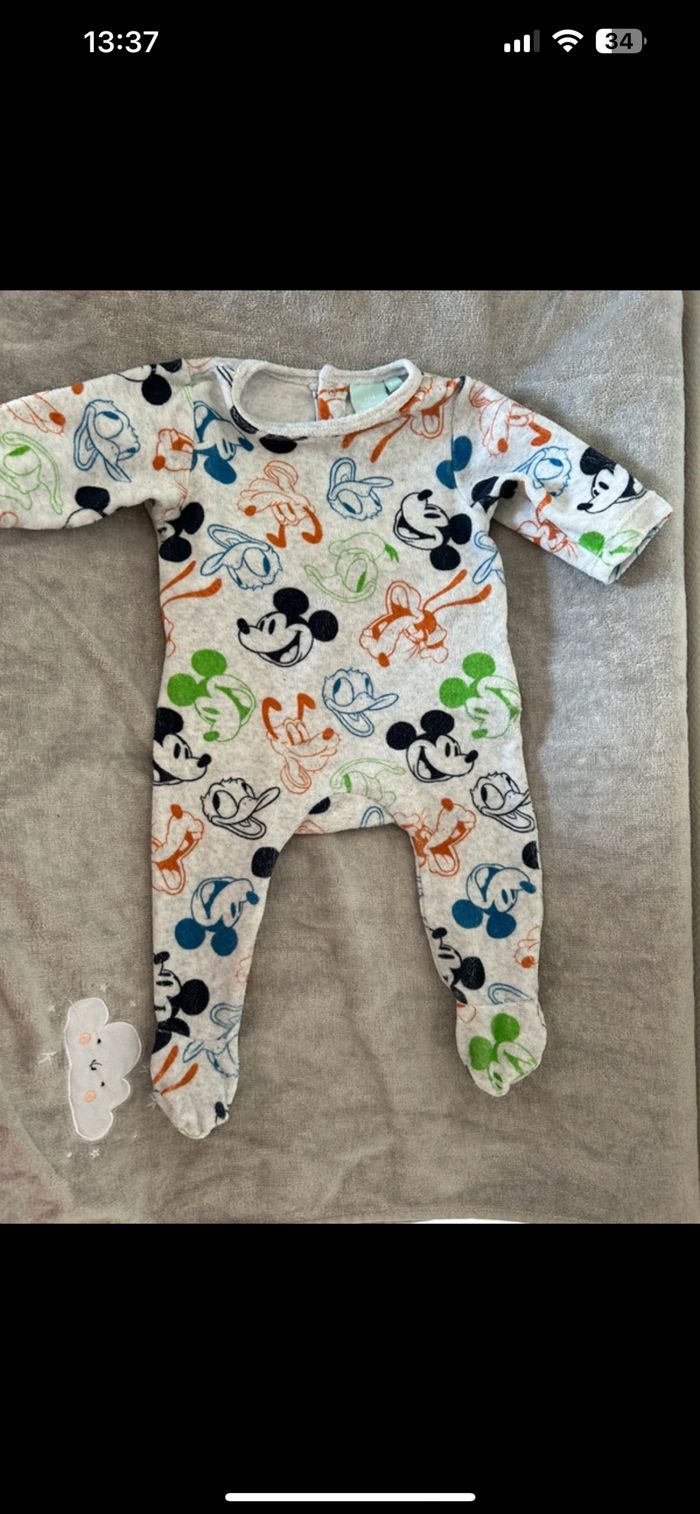Lot deux pyjamas Mickey - photo numéro 3