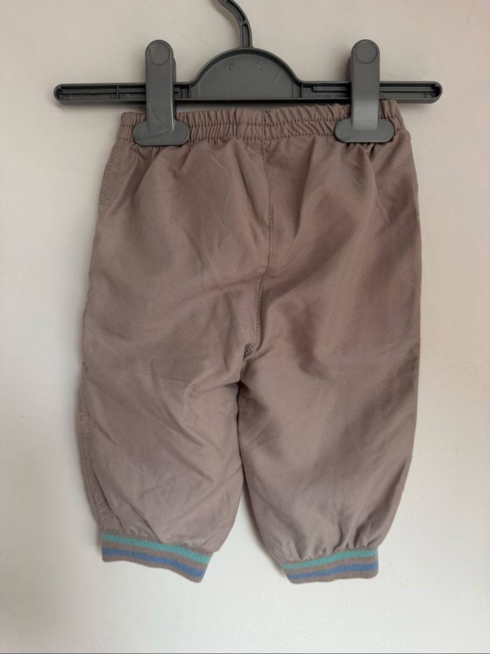 Pantalon beige 6 mois très bon état - photo numéro 2