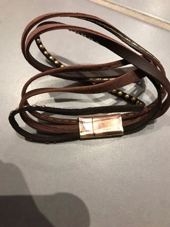 Bracelet neuf marron