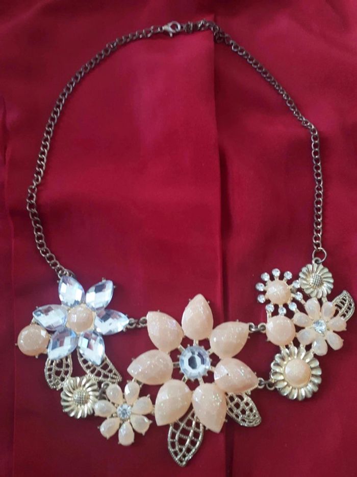 Colliers des fleurs - photo numéro 5