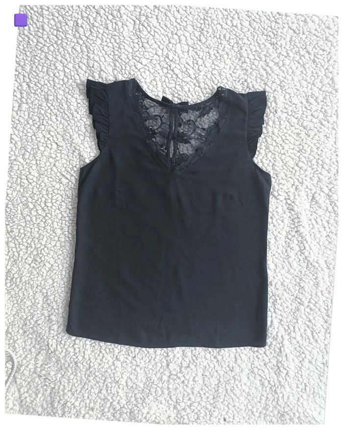 Haut noir bleuté sans manches à volants et dentelle Naf naf sexy mignon nœud papillon