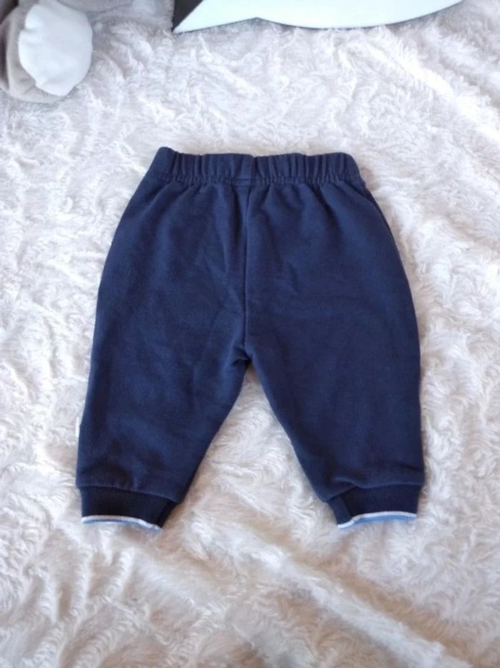 Ensemble (tee shirt manches longues+pantalon style jogging) Garçon 1 mois Étoile Fun Baby club - photo numéro 17