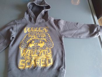 pull a capuche "nky"