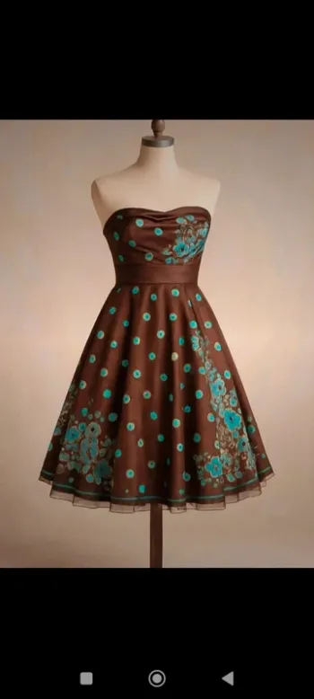 Magnifique Robe bustier à motifs