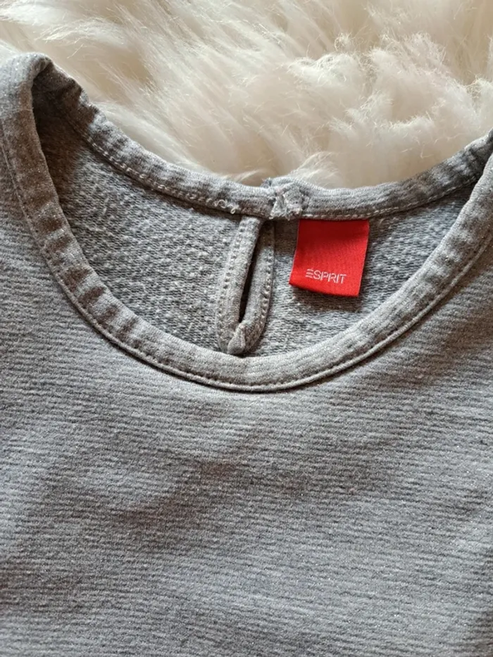 Top gris - photo numéro 3