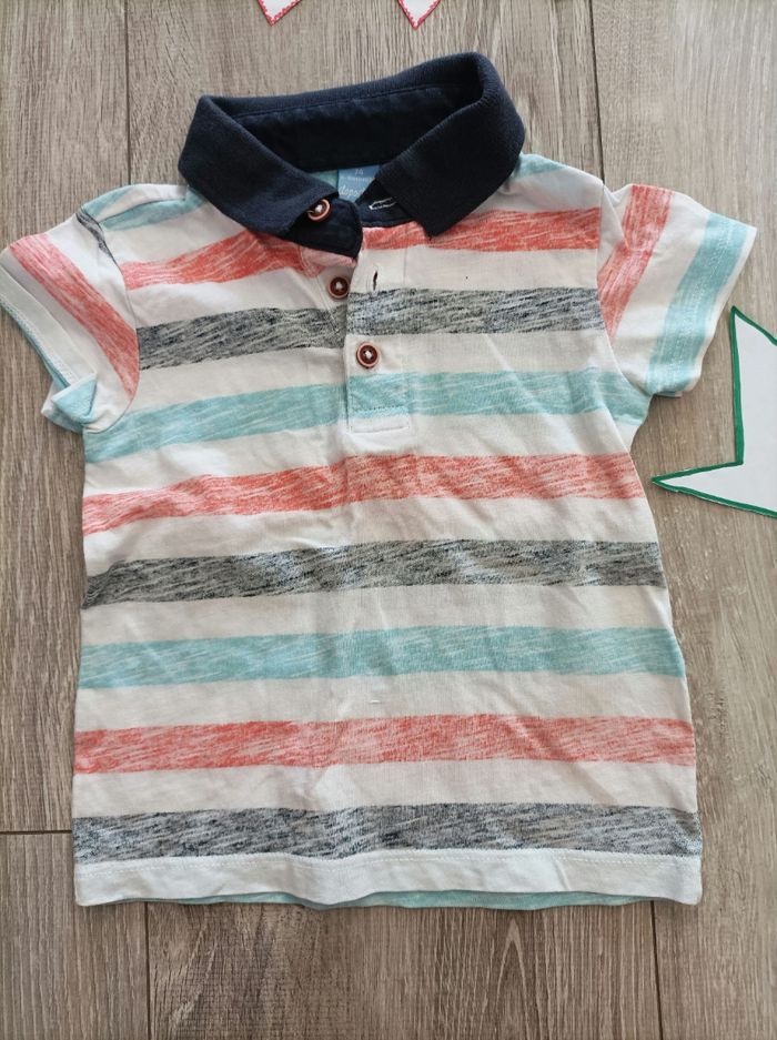 Tee-shirt avec col 6-9 mois