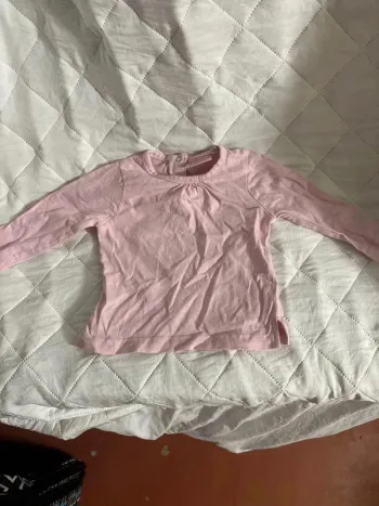 T shirt taille 3mois marque pik ouic