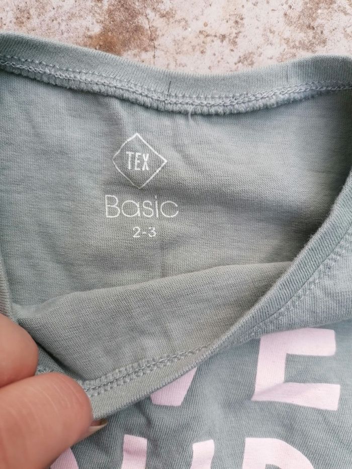T-shirt manche courte 2-3ans - photo numéro 2