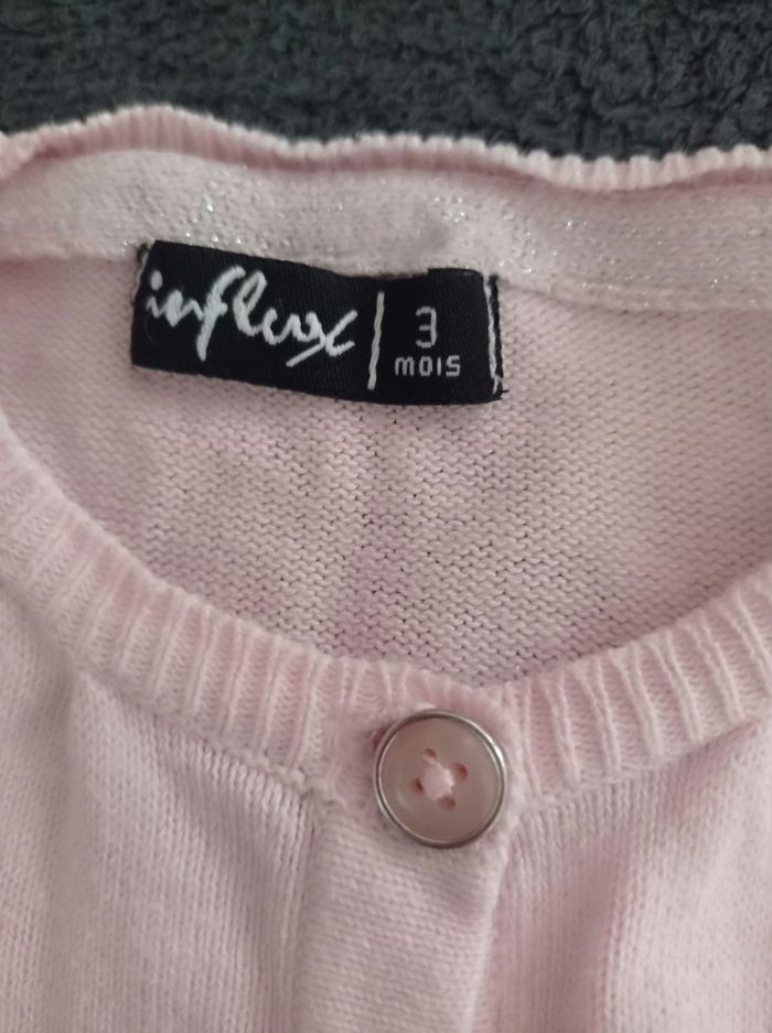 Gilet rose 3 mois - photo numéro 2