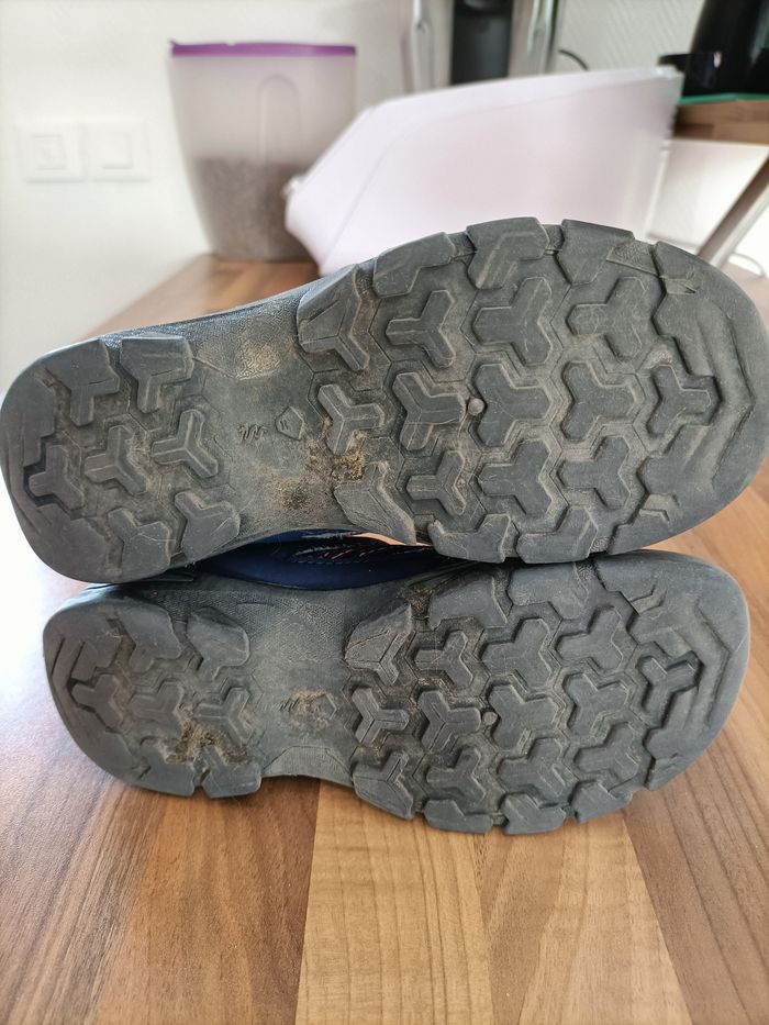 Chaussures de randonnée bleu et rose Quechua 31 - photo numéro 8