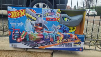 Station de lavage requin hotwheels