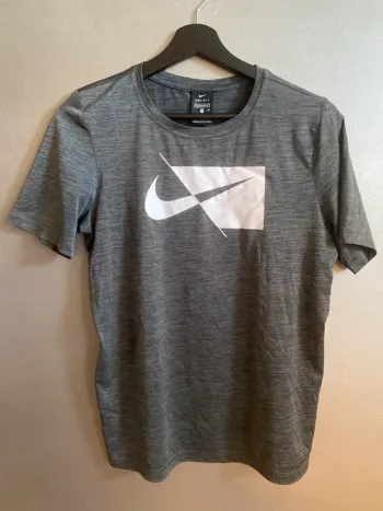 Tee Shirt Sport Nike