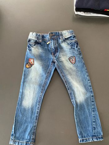 Jean tape à l’œil 4 ans