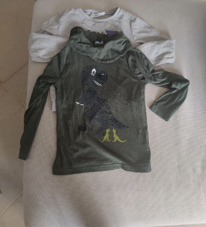 Lot manches longues 8 ans - photo numéro 4