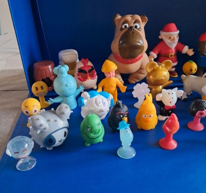 Figurines personnages de dessins animés - photo numéro 2