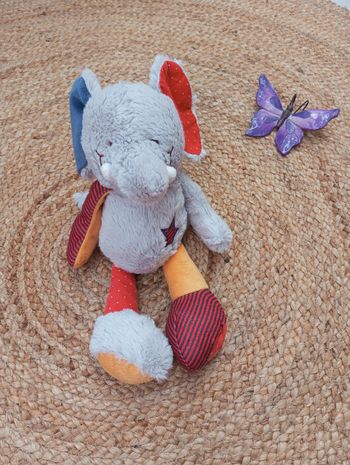 Peluche éléphant