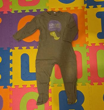 Pyjama 1 pièce vert dinosaure, taille 24 mois (86 cm)