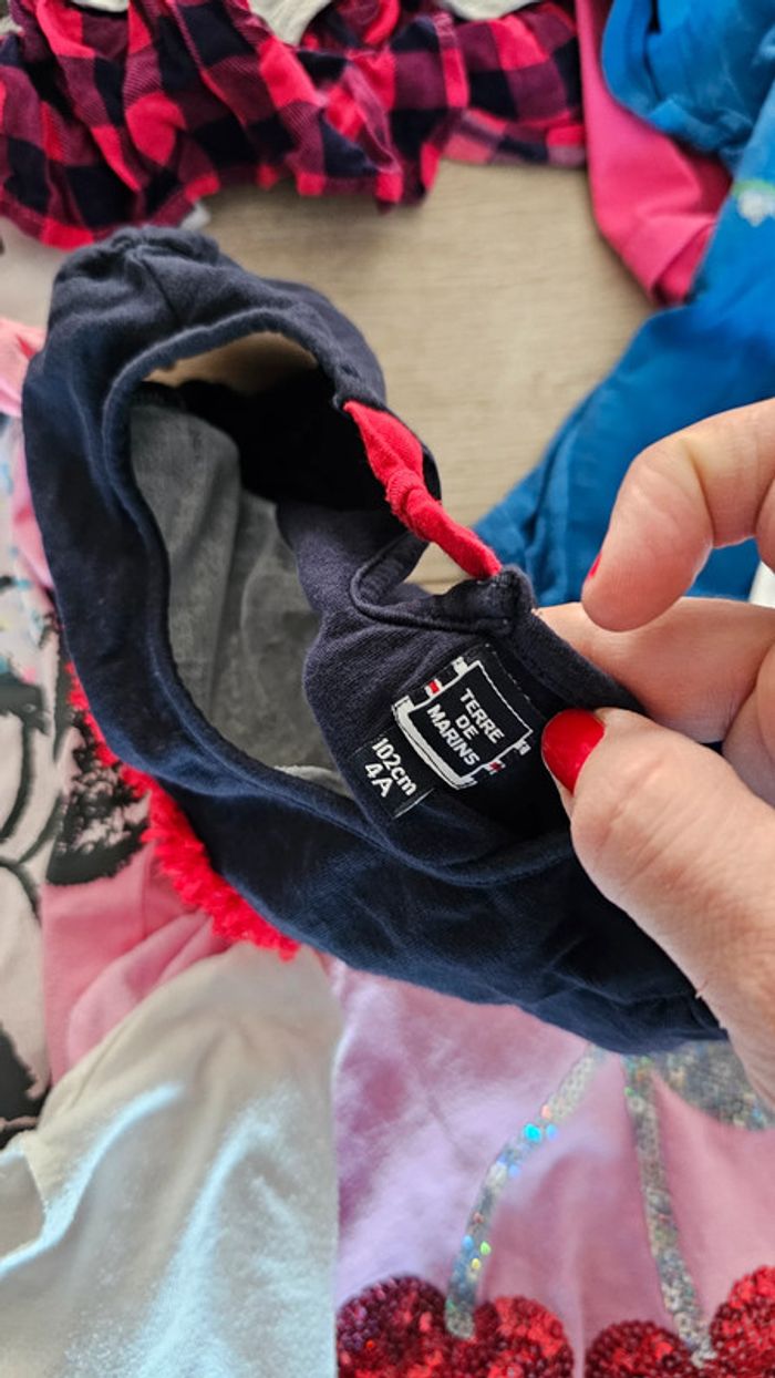 Gros lot 10 t shirt 4 ans - photo numéro 6