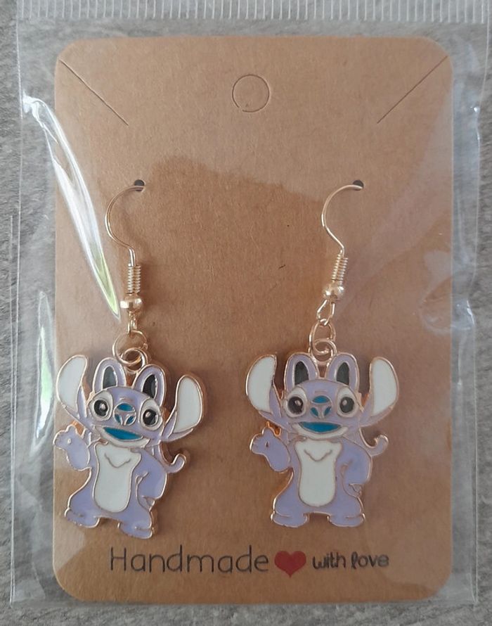 Boucles d'oreilles stitch