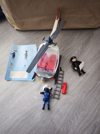 Playmobil Policiers d’intervention hélicoptère 3908