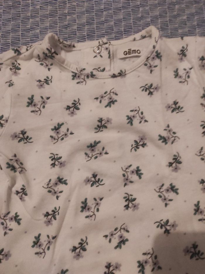 T-shirt manches longues fleuri 18m - photo numéro 2