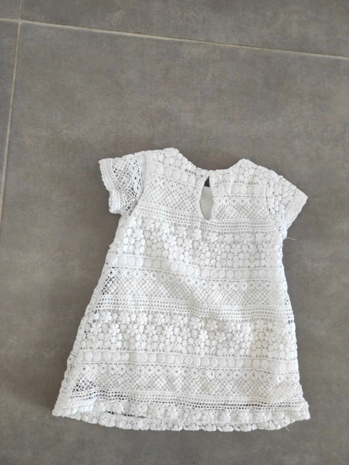 Robe 6/9 mois dentelle blanche - photo numéro 6