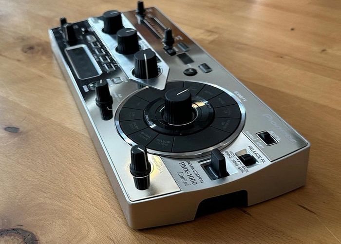 ioneer DJ RMX-1000 Édition Platine Limitée-Excellent état