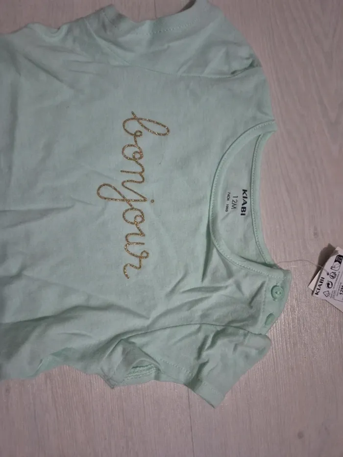 T-shirt manches courtes neuf avec étiquette - photo numéro 2