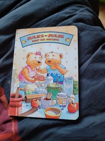 Jules et Julie font des biscuits