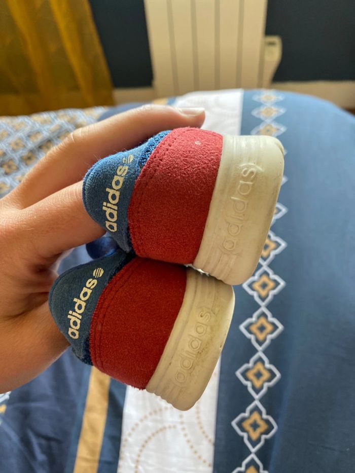 Basket adidas taille 20 - photo numéro 4