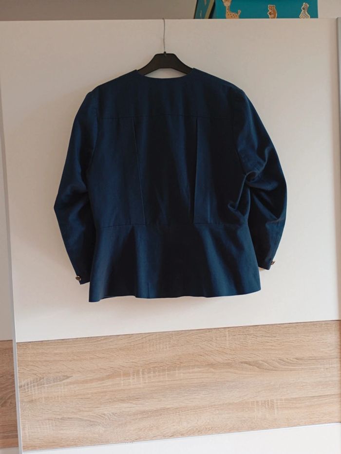 Veste bleue marine 38/40 - photo numéro 2