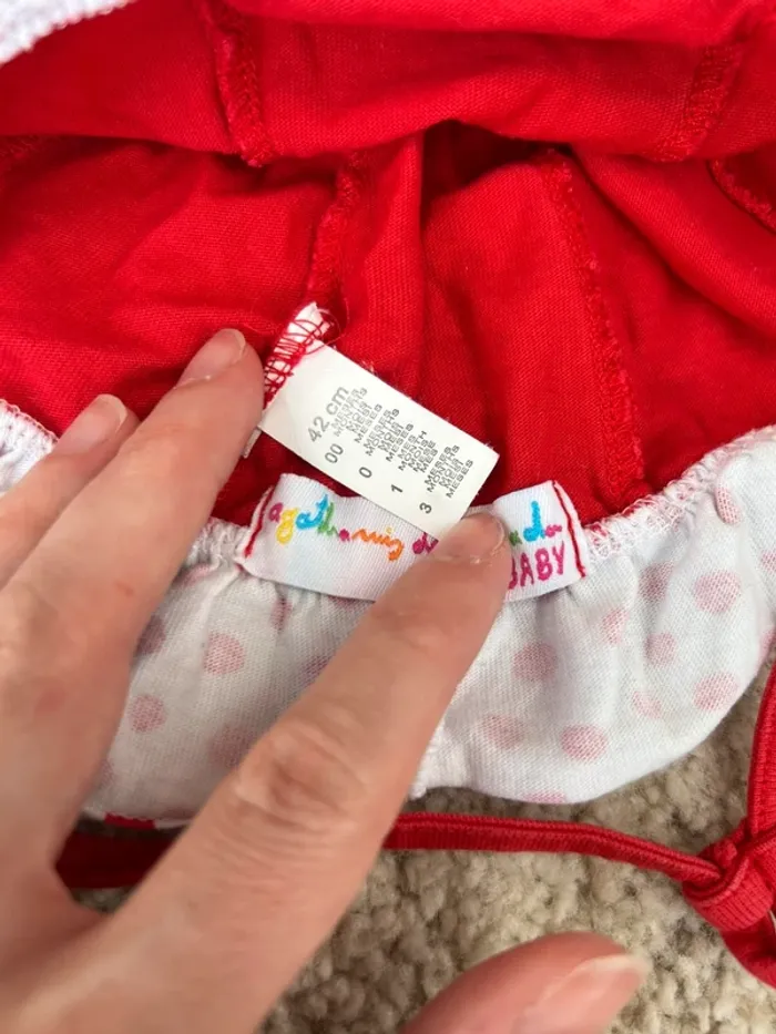 Lot chapeau et maillot de bain rouge fille - 6 mois - Agatha Ruiz de la Prada - photo numéro 3