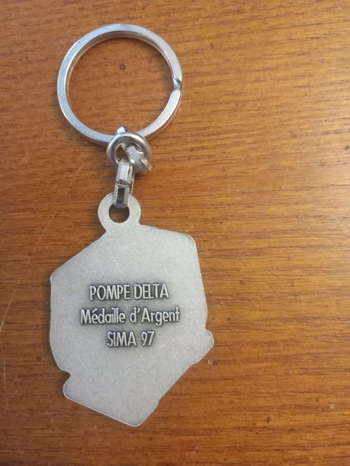 Porte clé Berthoud - photo numéro 3