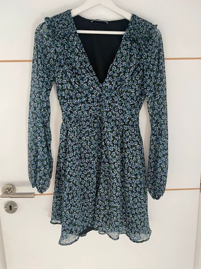 Robe fleurie bleue XS Zara