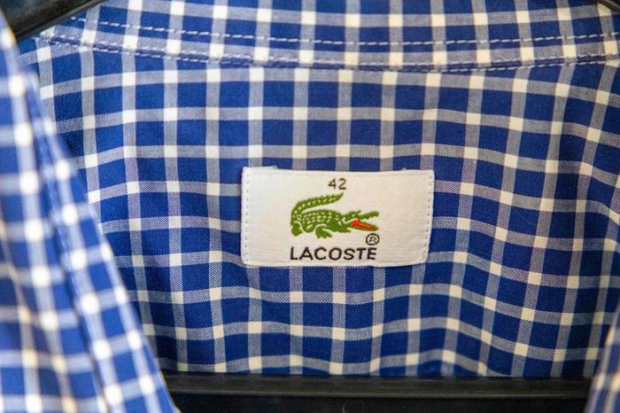 C50 chemise carreaux marine Lacoste 42 - photo numéro 3