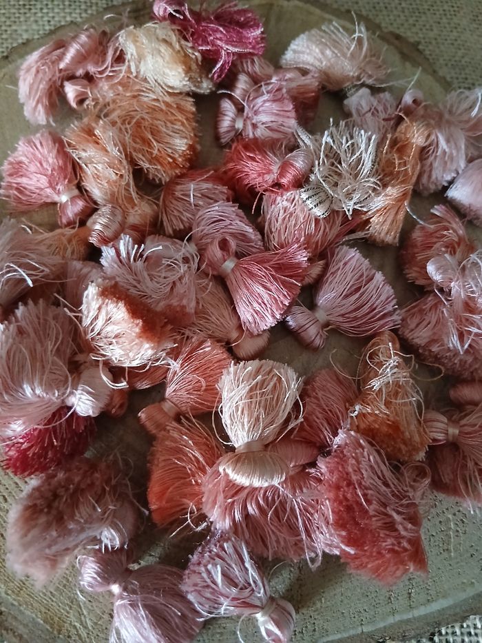 Lot de 50 glands pompons rose saumon - photo numéro 2