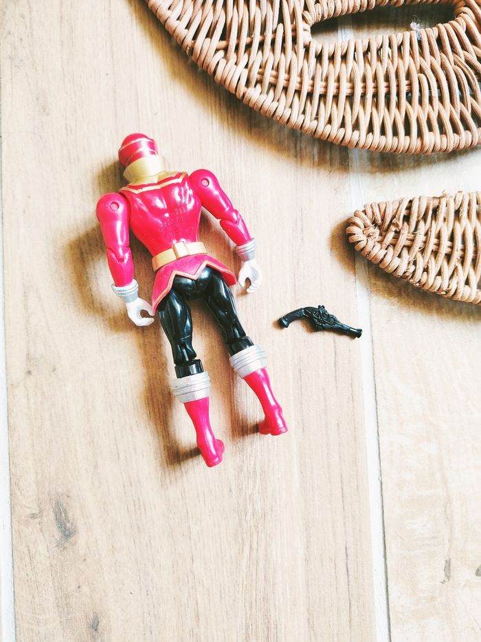 🙅 Power rangers super megaforce figurine ranger rouge avec pistolet marque Bandai - photo numéro 2
