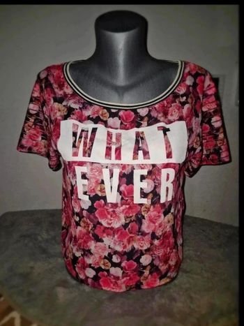 T-shirt manches courtes Bershka  En excellent état Taille S