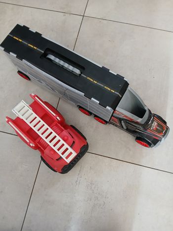Lot de camions